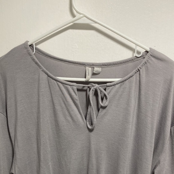 Old Navy Top - Picture 3 of 12